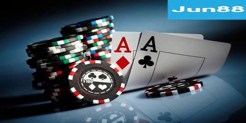 Poker là trò chơi được nhiều người biết đến và đam mê